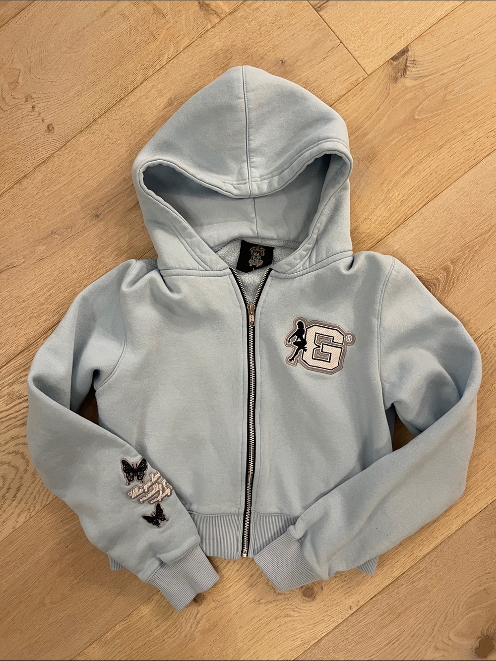 GUNJO womens light blue full-zip cropped hoodie with embroidered patches